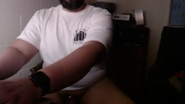 Snapshot of ThongerBBro chatting on 06.09.26 ThongerBBro online show from 06.09.26