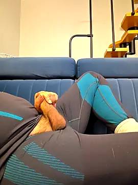 axecoman60 online show from 10.14.25