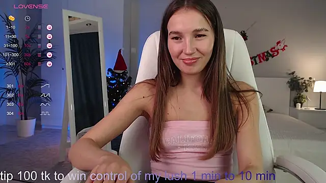 Bellla Haddid online show from 01.11.25