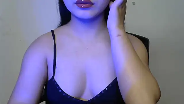 Snapshot of amrita2210 chatting on 06.03.26 amrita2210 online show from 06.03.26