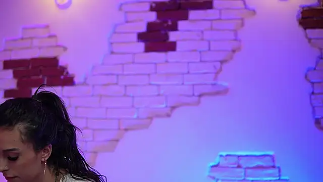 AngelinaCapri online show from 02.11.25