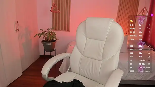 Kendall Bunnyy online show from 12.15.25