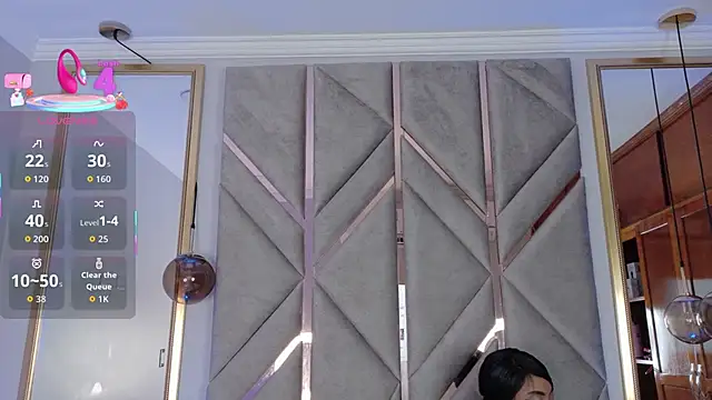 Lola King online show from 11.03.25