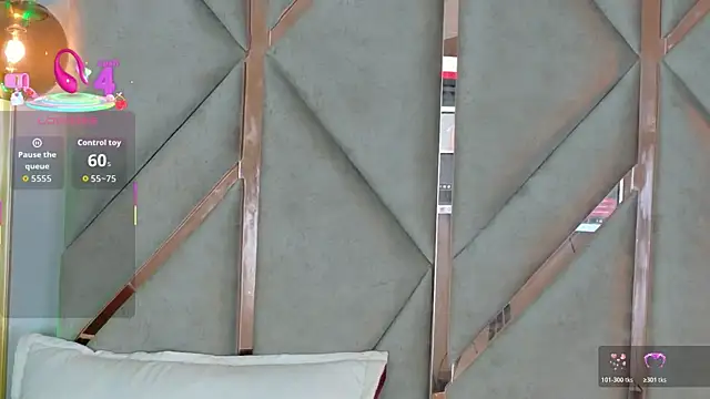 Lola King online show from 12.20.25