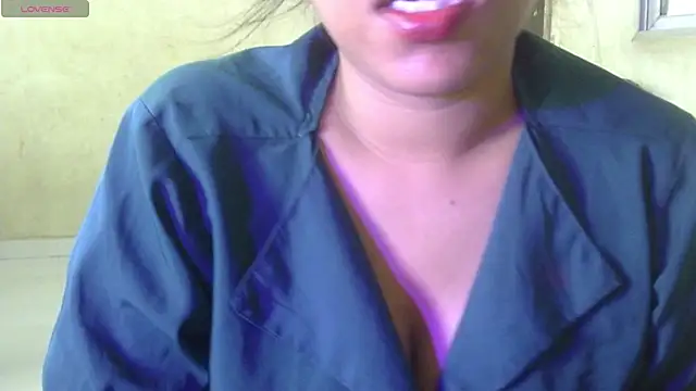 Preeti-Sexy online show from 06.22.26