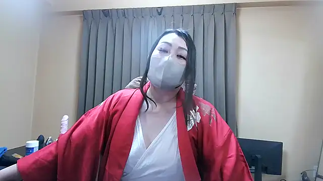 Snapshot of SAKURA_OSUSHI chatting on 01.05.25 SAKURA OSUSHI online show from 01.05.25