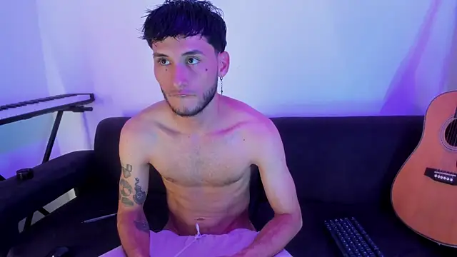 Henrikk senn online show from 11.13.25