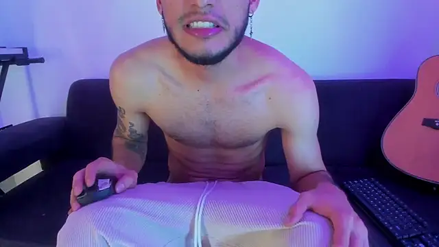 Henrikk senn online show from 11.24.25