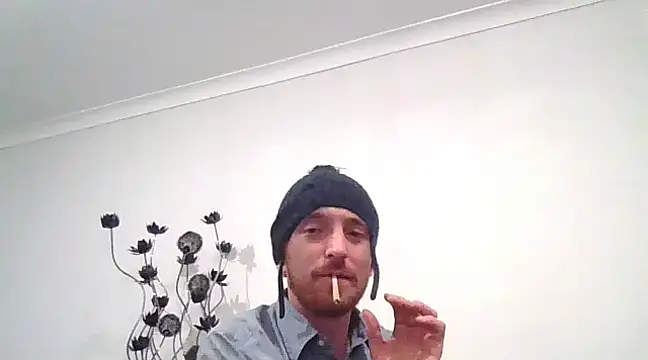 Snapshot of PocoLoco420 chatting on 02.05.25 PocoLoco420 online show from 02.05.25