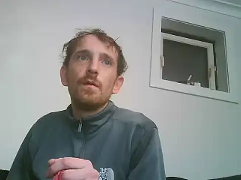 Snapshot of PocoLoco420 chatting on 10.20.25 PocoLoco420 online show from 10.20.25