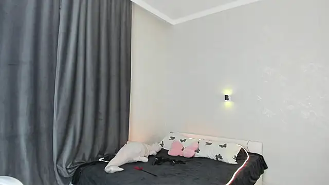 RileyMee online show from 03.06.25