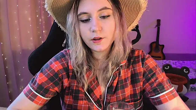 Diana Flower online show from 02.14.25