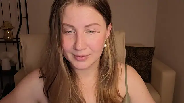 Helens love online show from 09.18.25