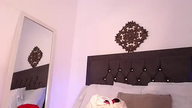 ebony hot1 online show from 02.05.25