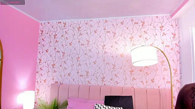 amber-hill online show from 02.27.25