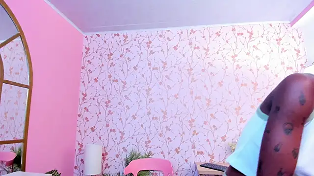 amber-hill online show from 09.15.25