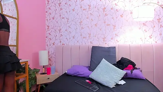 amber-hill online show from 10.01.25