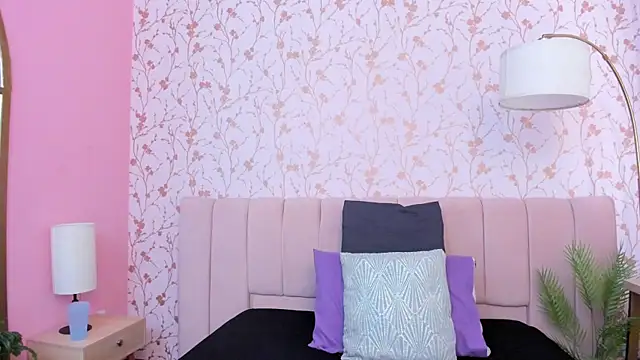 amber-hill online show from 10.27.25