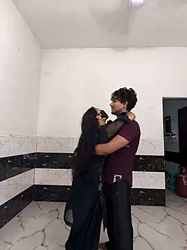 Snapshot of riya190 chatting on 10.07.25 riya190 online show from 10.07.25