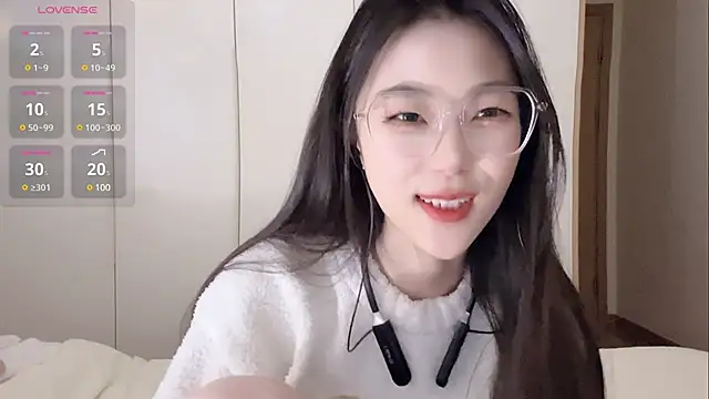 Sweet-Angel999 online show from 02.15.25