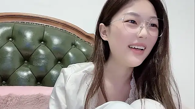 Sweet-Angel999 online show from 04.03.26