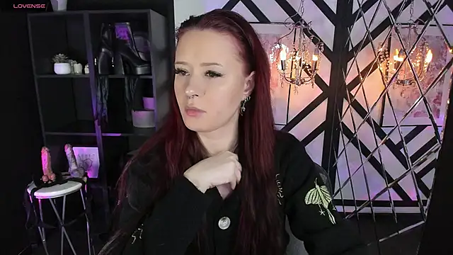 Lily Moonlight online show from 03.06.26