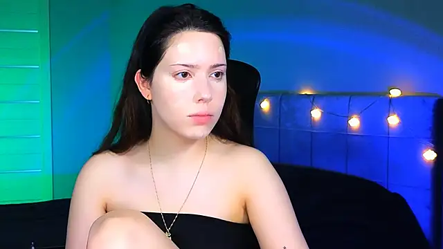 Snapshot of Stacy_Gonzales_ chatting on 03.21.25 Stacy Gonzales online show from 03.21.25