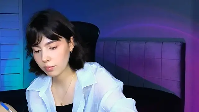 Stacy Gonzales  online show from 12.19.25