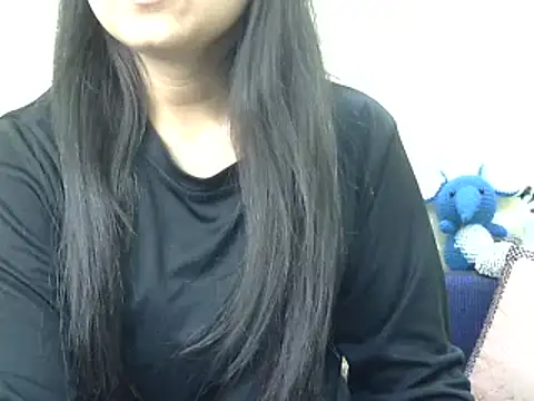 Snapshot of WildRuhi20 chatting on 12.11.24 WildRuhi20 online show from 12.11.24