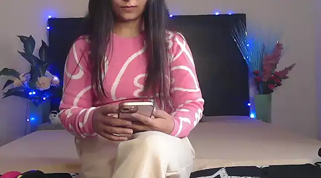 Snapshot of WildRuhi20 chatting on 01.26.25 WildRuhi20 online show from 01.26.25