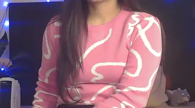 Snapshot of WildRuhi20 chatting on 02.11.25 WildRuhi20 online show from 02.11.25