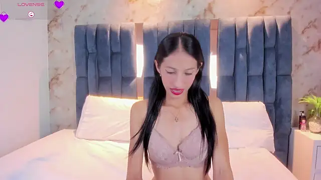 RoseTaylor   online show from 12.11.24