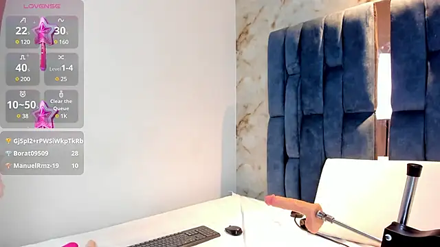 RoseTaylor   online show from 12.15.24