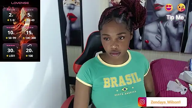 Snapshot of zendaya_wilson chatting on 03.04.25 zendaya wilson online show from 03.04.25