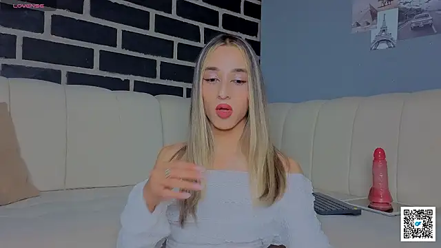 Goddivaa online show from 02.14.26