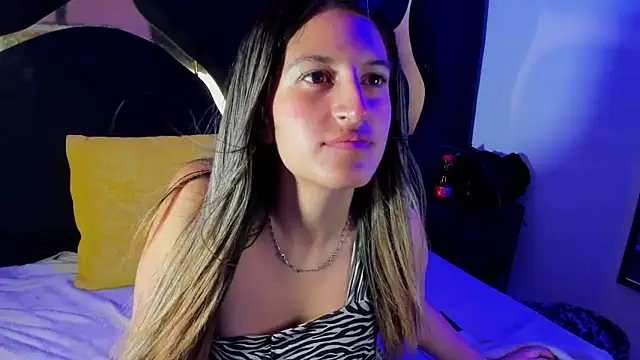 GiaRoussel online show from 11.12.25