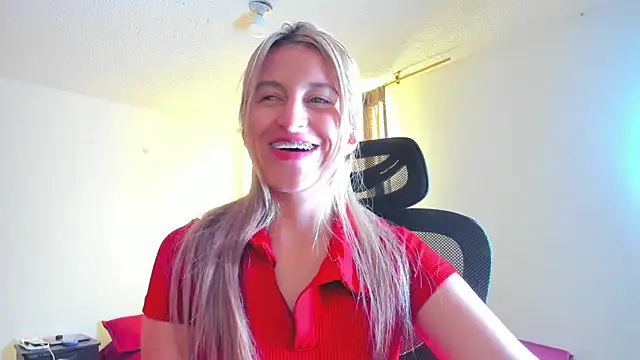 GiaRoussel online show from 03.31.26