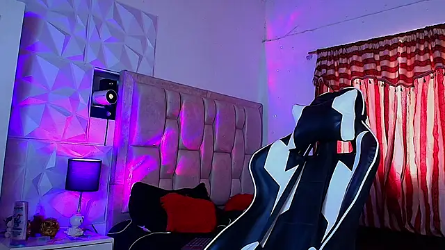 santyago taylor online show from 02.02.25