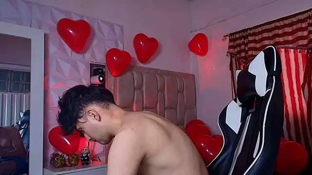 santyago taylor online show from 02.14.25