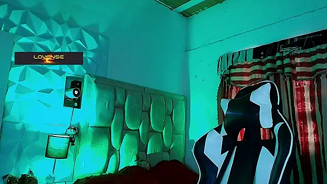 santyago taylor online show from 03.10.25