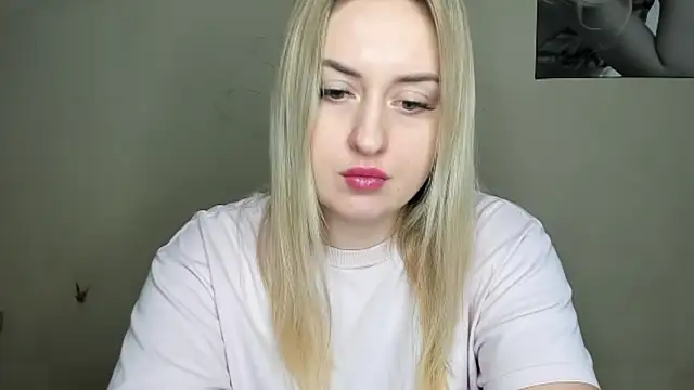 KennaJamess8 online show from 12.27.24