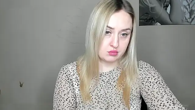 KennaJamess8 online show from 01.15.25