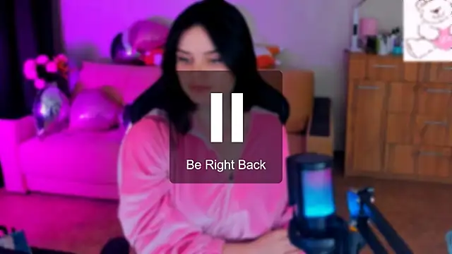 Lora Cain online show from 02.22.25