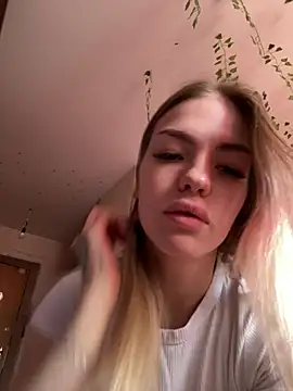 -Sexy Barbie- online show from 02.28.25