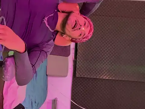 thesummerboy online show from 10.02.25