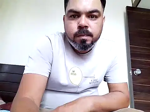 Snapshot of rags_pussylicker chatting on 03.12.25 rags pussylicker online show from 03.12.25