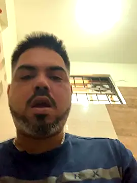 Snapshot of rags_pussylicker chatting on 11.23.25 rags pussylicker online show from 11.23.25