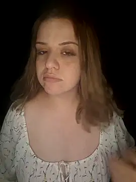 cansuozell online show from 11.12.25