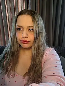 cansuozell online show from 03.31.26