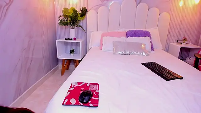 Carohorny4u online show from 10.08.25